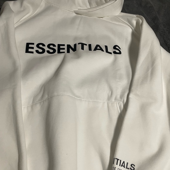 Essentials Cream Logo Tee - Picture 6 of 6